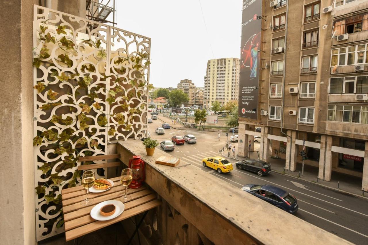 Appartamento Love.Travel.Explore ♥️Apt W/ Balcony In Old Town Bucarest Esterno foto